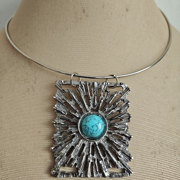 Vintage Silver and Turquoise Modernist Pendant Necklace - Picture 2 of 10